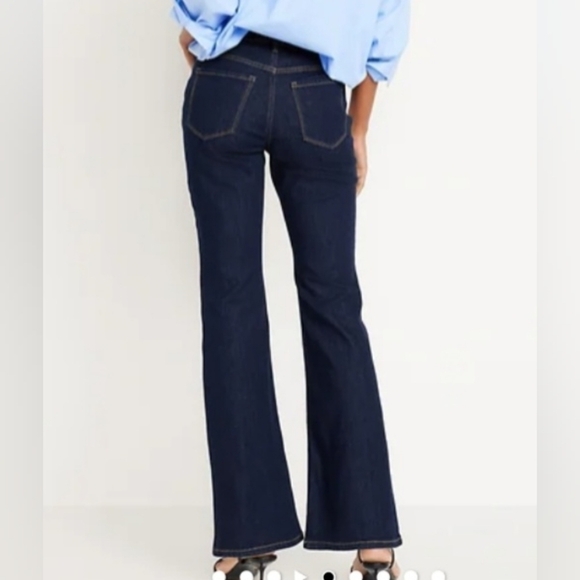 Old Navy Women's High-Rise Flare Dark Wash Jeans - Picture 3 of 6